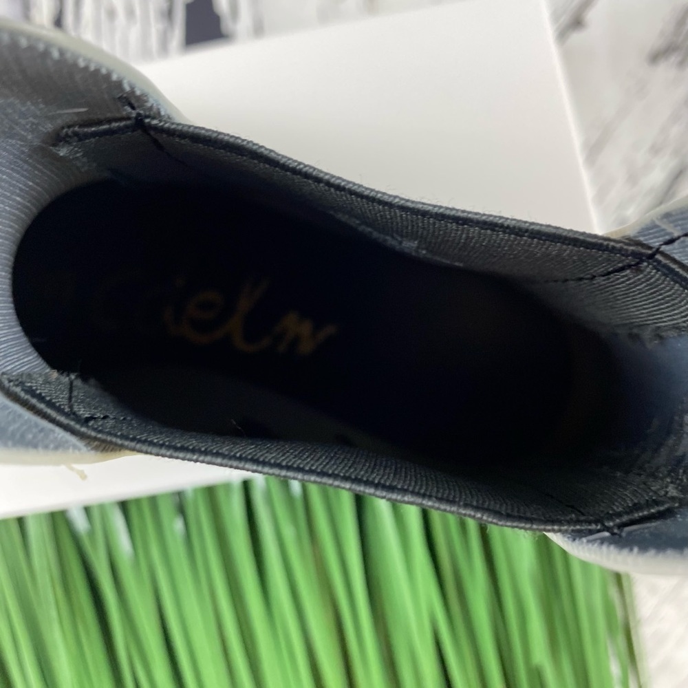 Waterproof Booties by Sam Edelman Size 7.5 - Picture 8 of 11